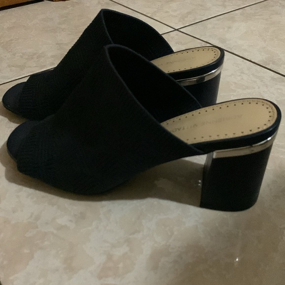 Adrienne Vittadini - Picture 2 of 5